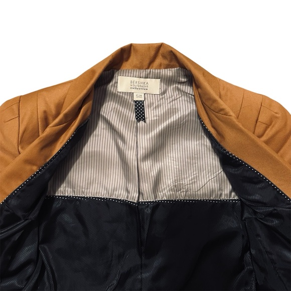 Bershka Camel Fitted Blazer - Women’s Size S - Picture 7 of 8